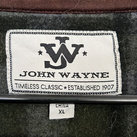 John Wayne flannel pull over - Picture 2 of 4